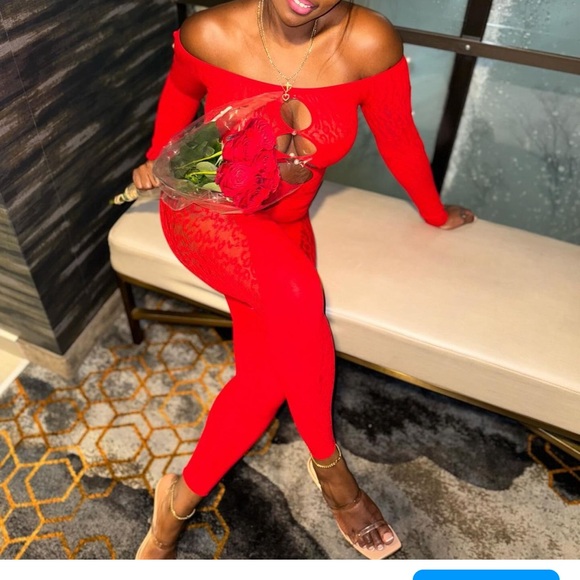 Large red spandex jumpsuit - Picture 7 of 10